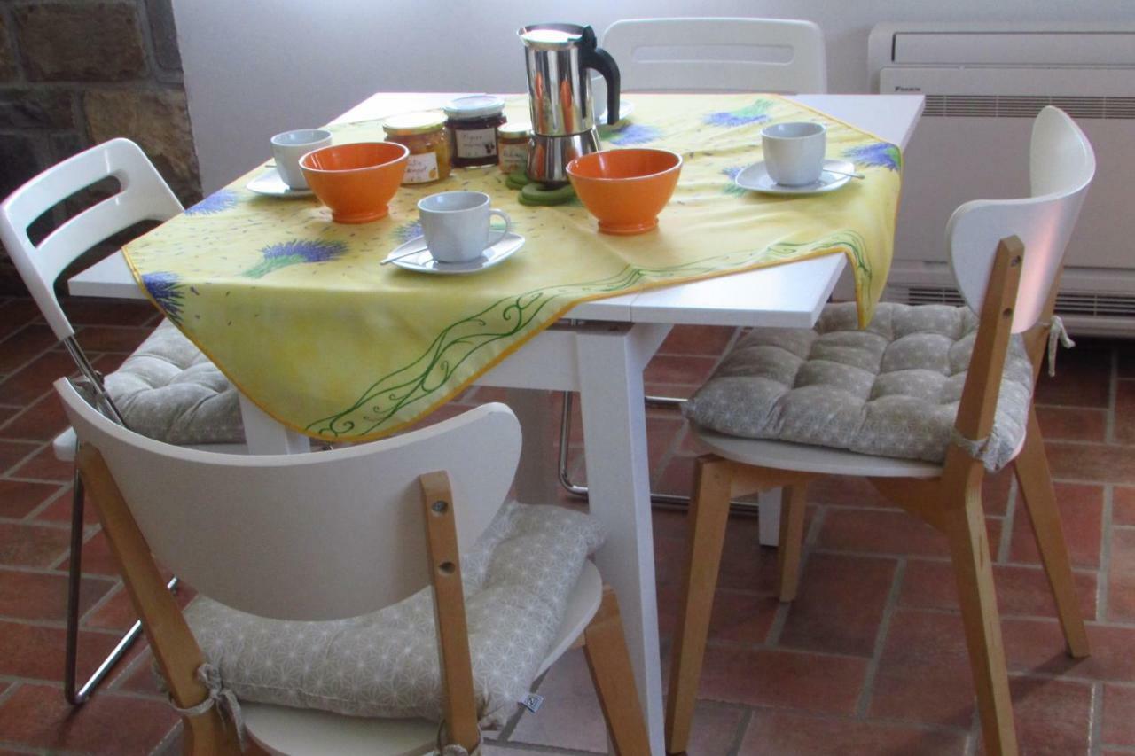 Holiday House Ida Marezige Bagian luar foto