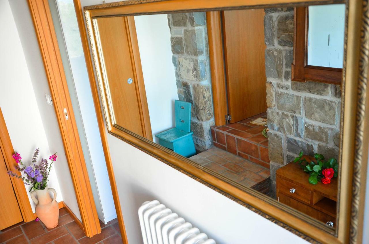 Holiday House Ida Marezige Bagian luar foto